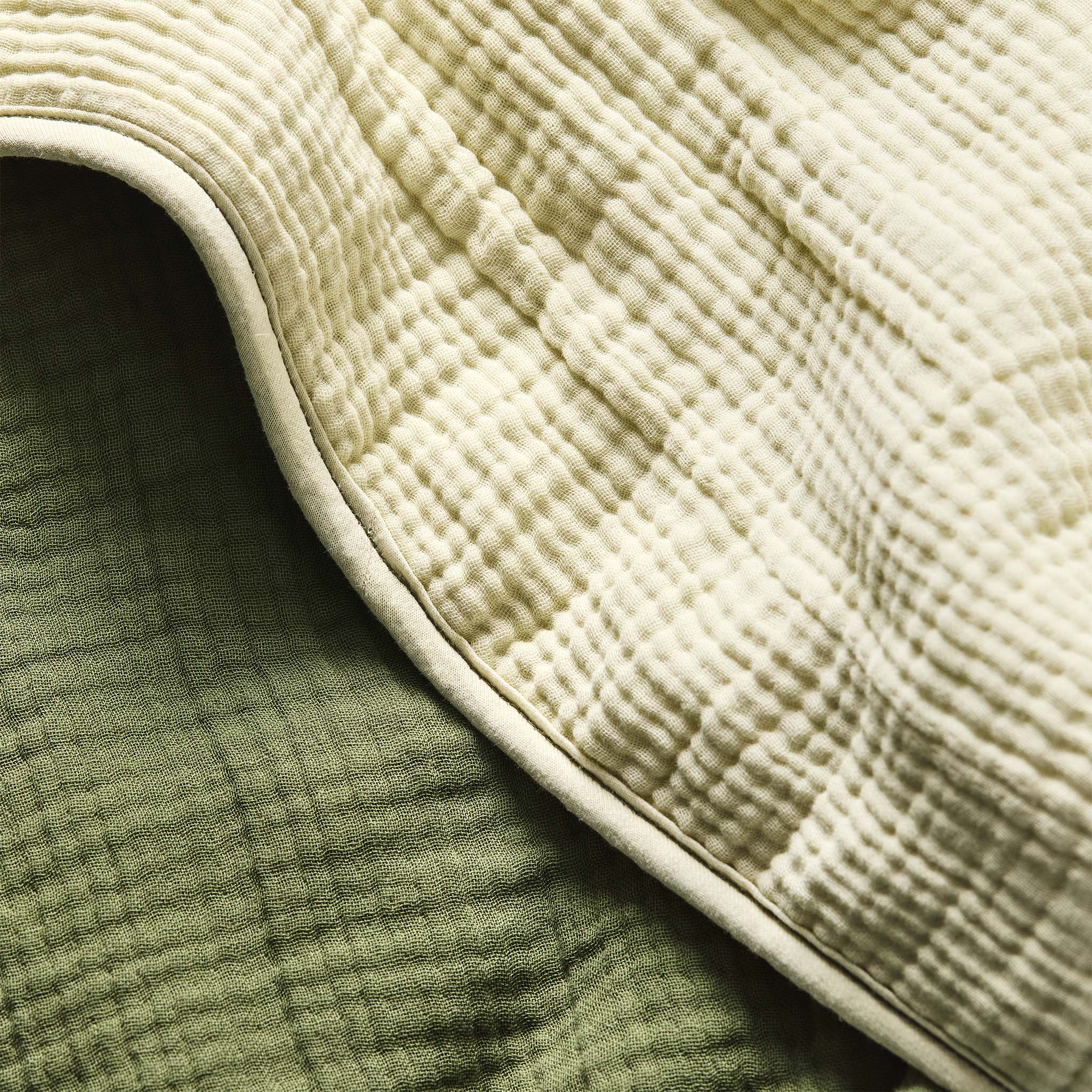 Breezeweave Reversible Cotton Comforter Set