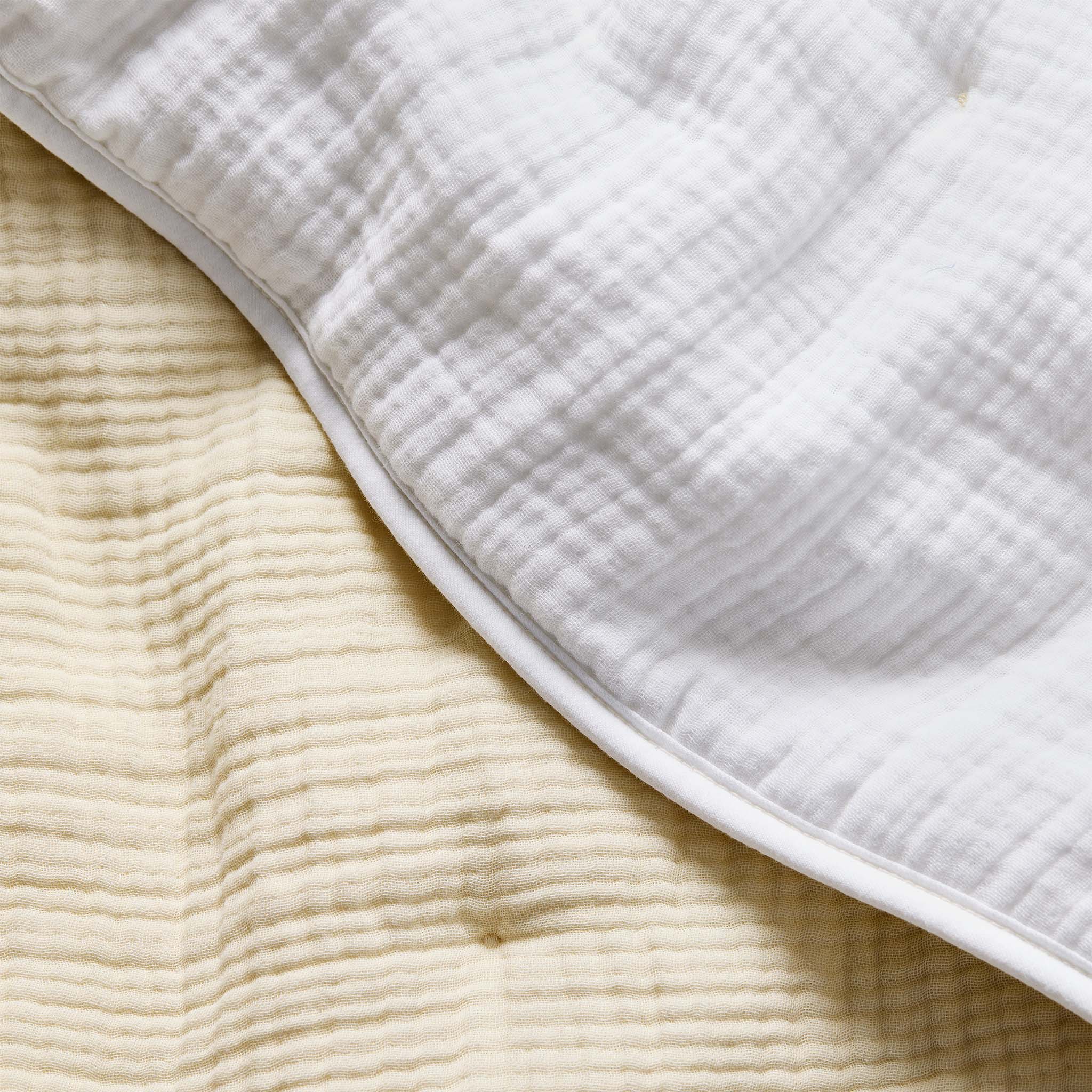 Breezeweave Reversible Cotton Comforter Set